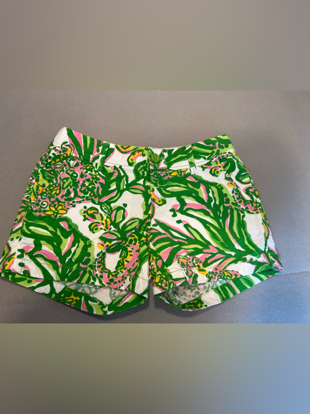 Lilly Pulitzer Callahan Textured Short Resort White Seeing Pink Elephants Sz 2